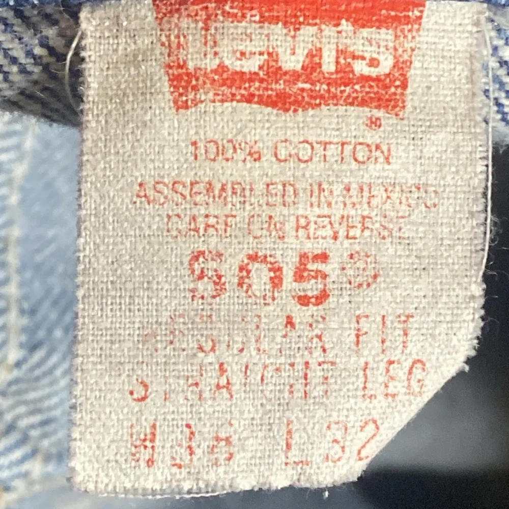 Vintage 90s Levi’s 505 orange tab jeans size 37x32 (tag says 38x32) October 1993